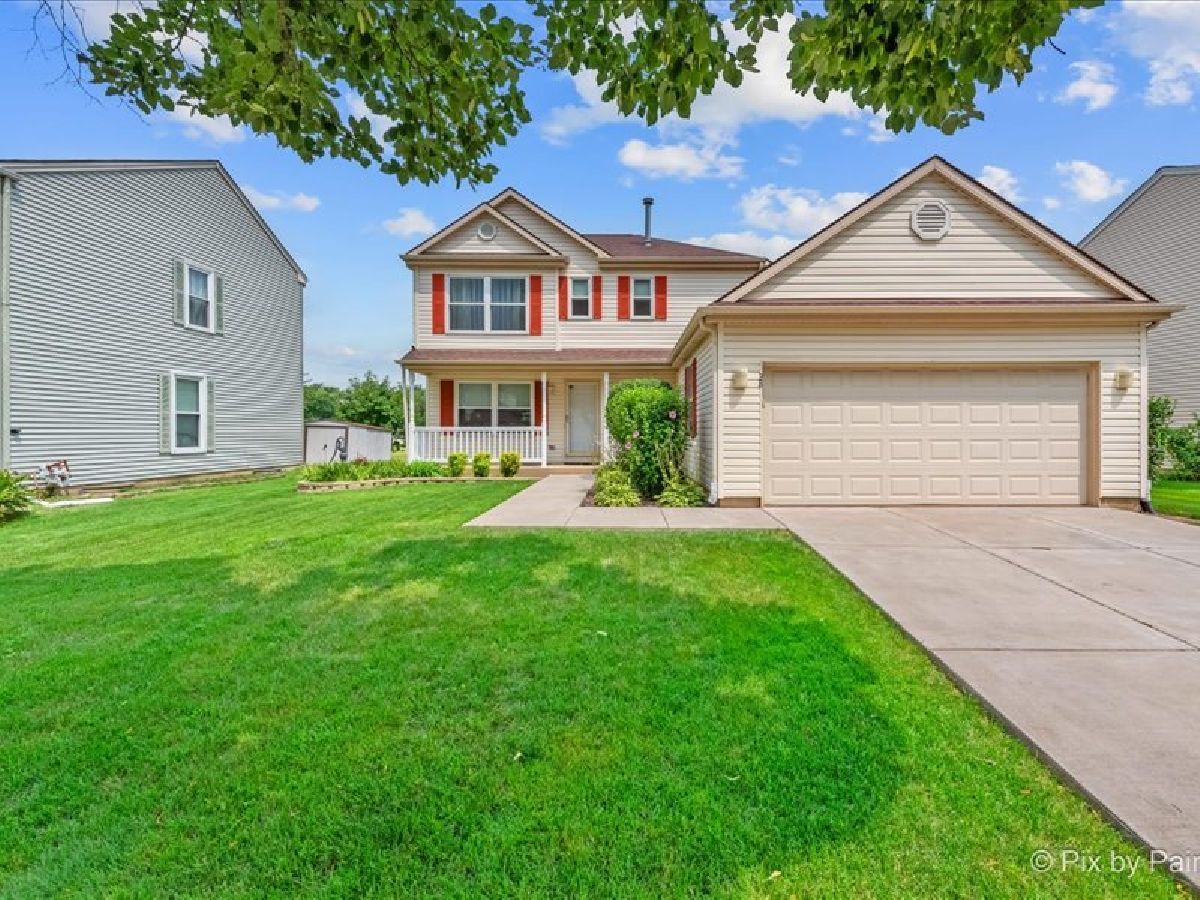Homes & Condos & Townhomes Sold Oak Knolls Streamwood Illinois, 28 Mckinley