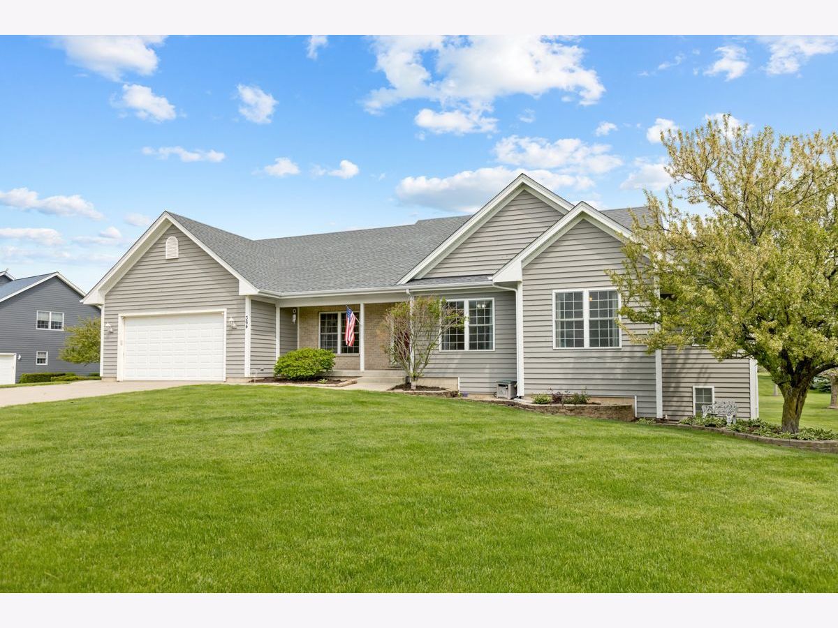  Sold Burlington Illinois, 364 Valley Way