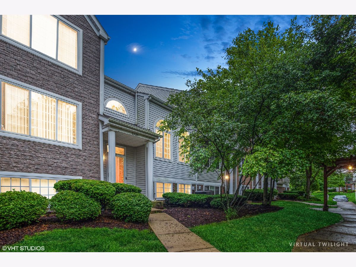 Townhomes & Condos & Homes Rented Dawson Mill Algonquin Illinois, 2228 Dawson