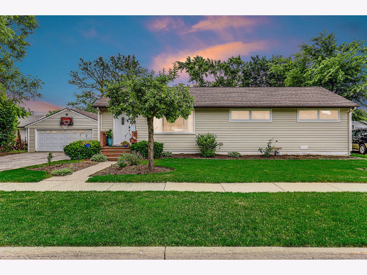 Homes Sold Arrowhead Cary Illinois, 443 Alma