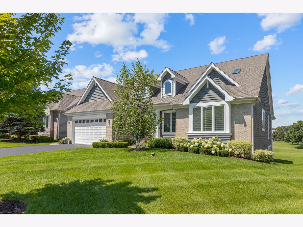 Homes Sold Chalet Hills Estates Oakwood Hills Illinois, 63 Brittany