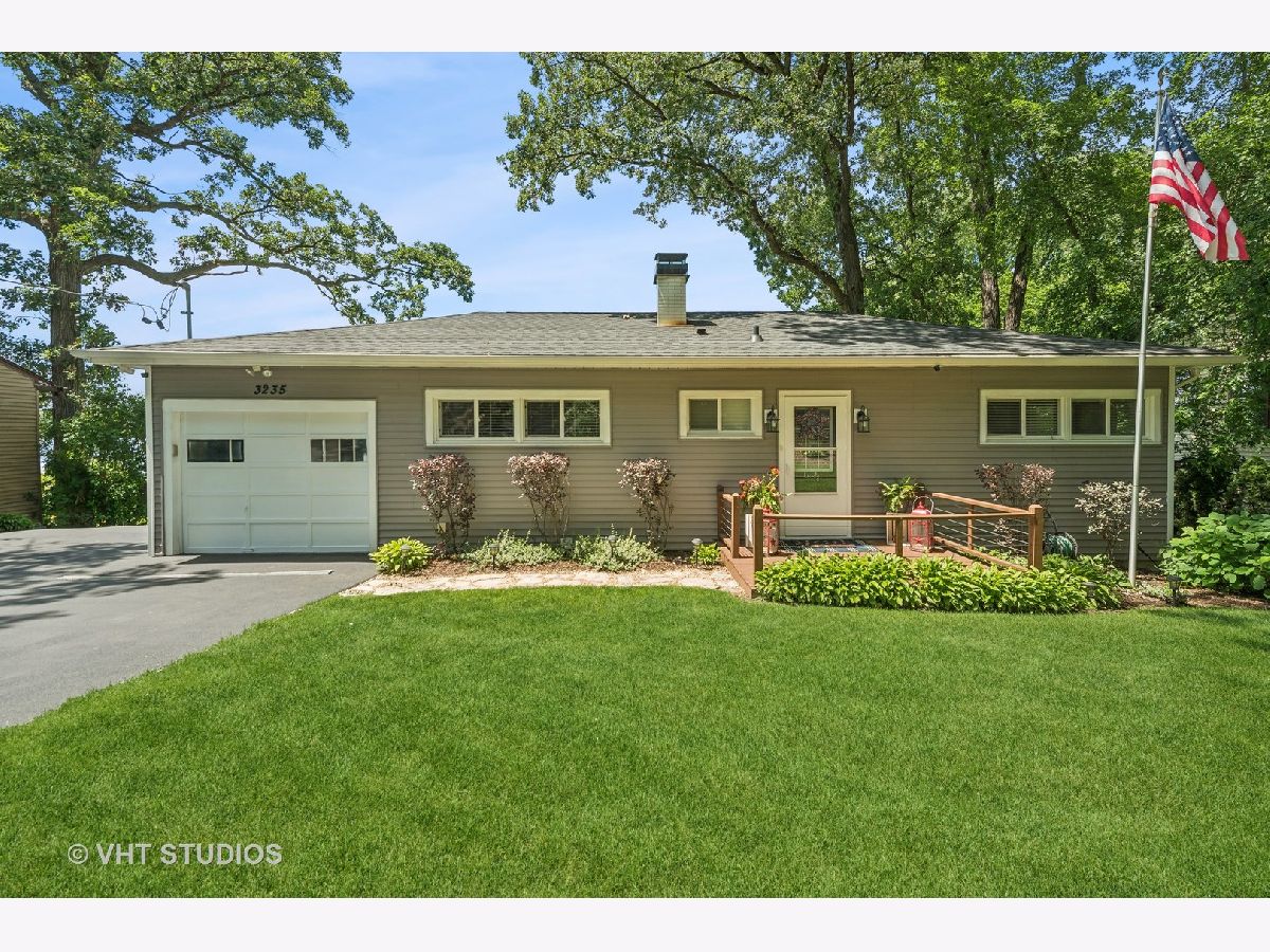 Homes Sold Wooded Shores Wonder Lake Illinois, 3235 Lake Shore