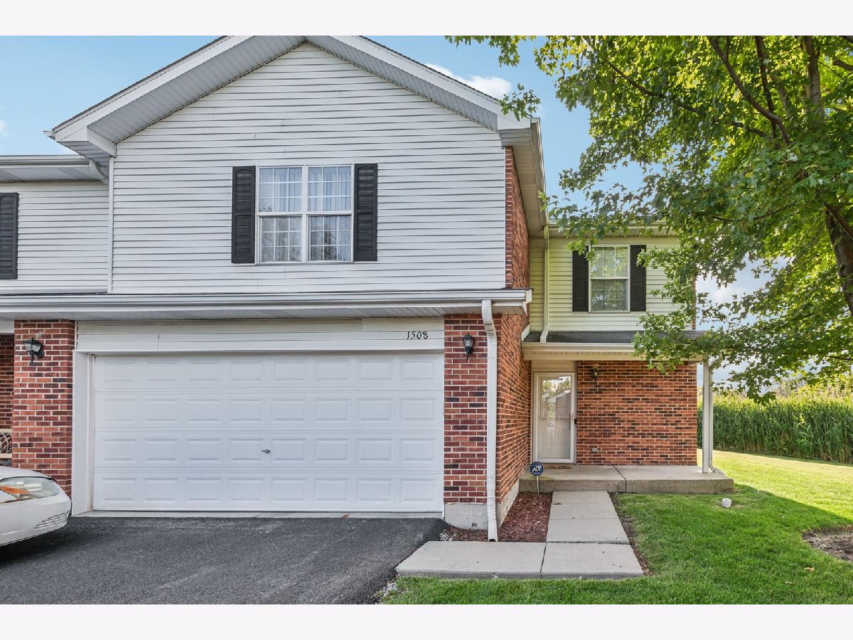 Townhomes Sold Emerald Pointe Zion Illinois, 1508 Anderson