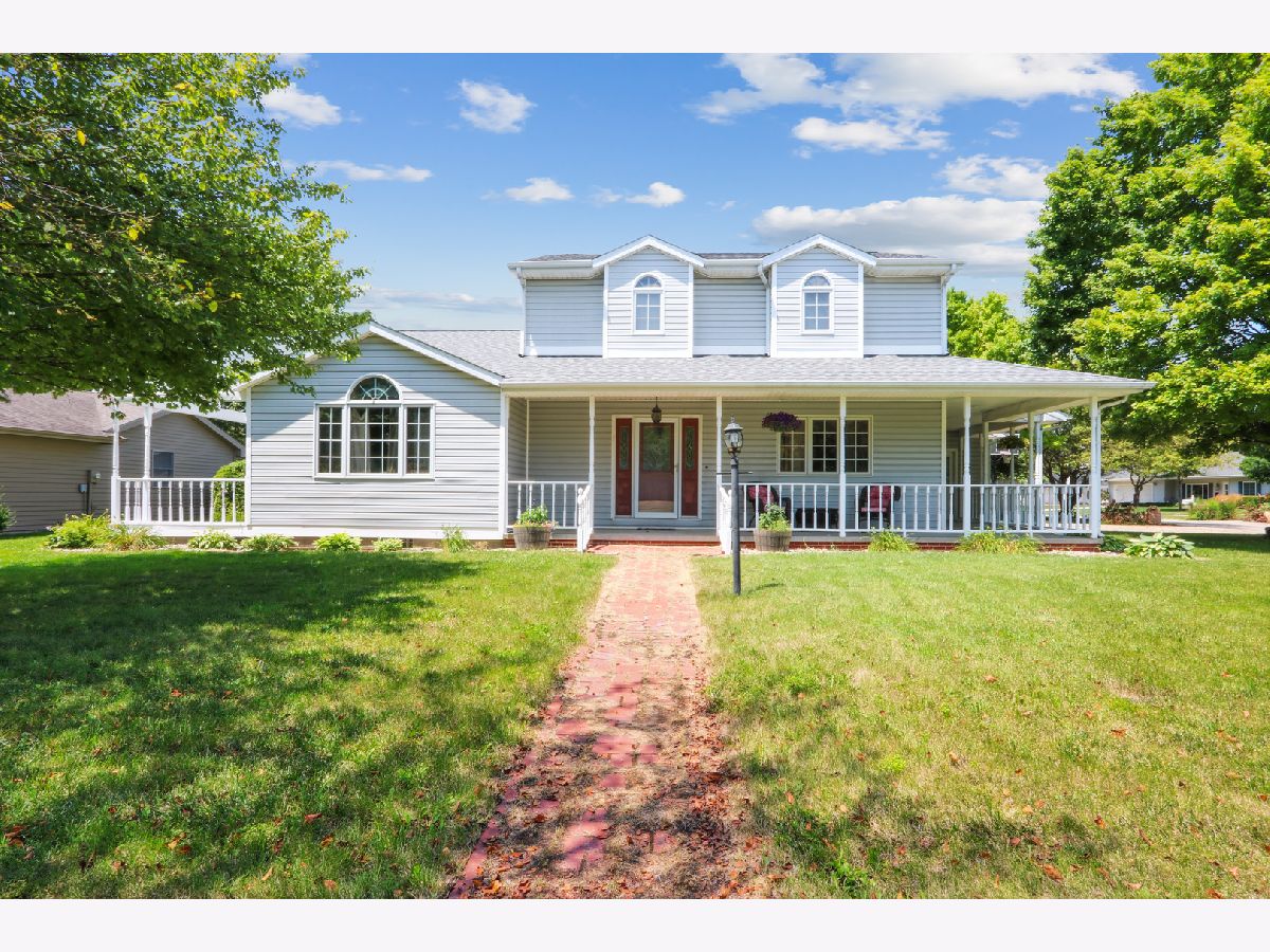 Homes Sold Crestwood St Joseph Illinois, 513 Linden