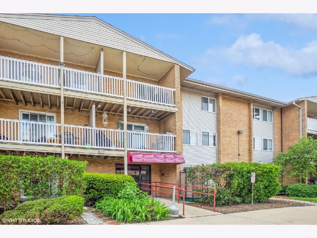 Condominiums Sold Elmdale Condominiums Des Plaines Illinois, 910 Beau