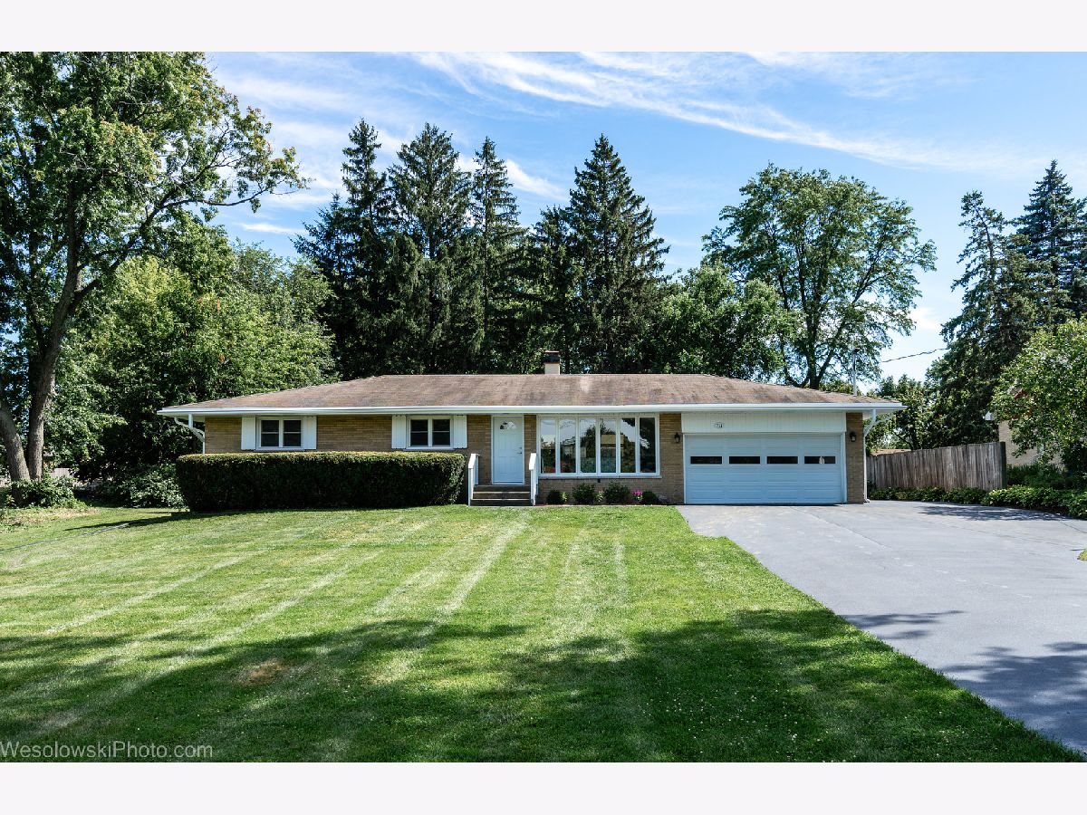 Homes Sold Bruce Lake Downers Grove Illinois, 711 79th