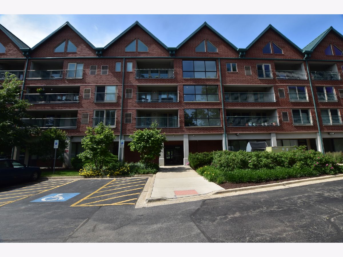 Condominiums Rented Lisle Town Centre Lisle Illinois, 1111 Burlington
