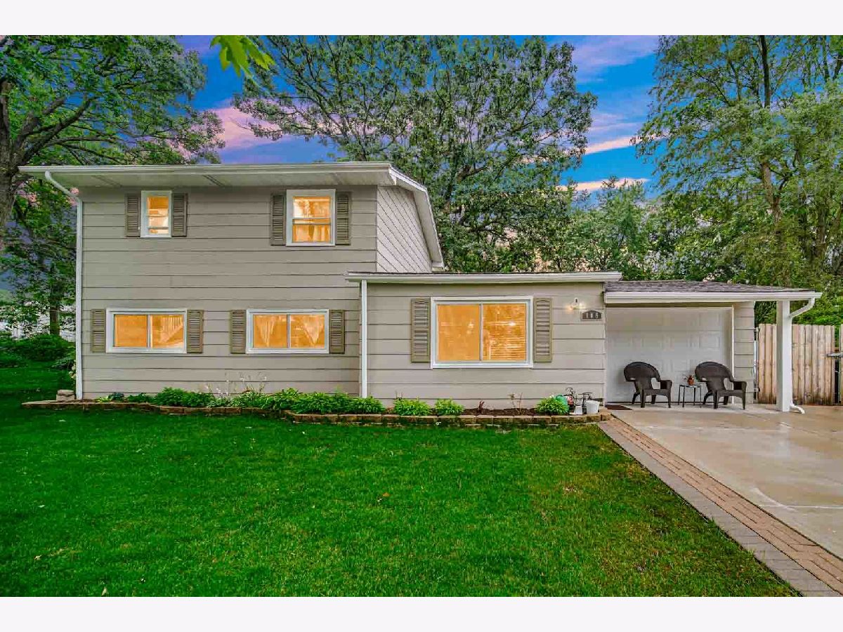 Homes Sold Fair Oaks Streamwood Illinois, 105 Woodcrest