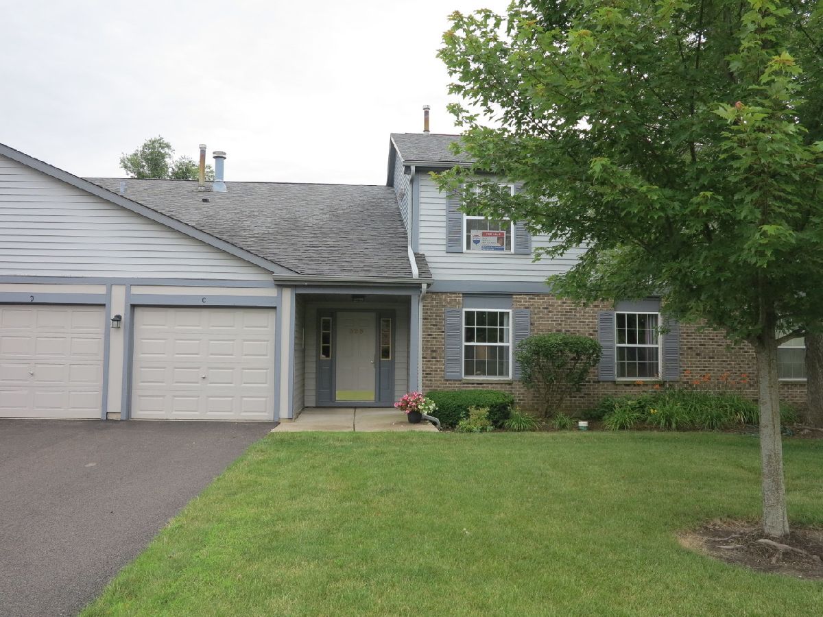 Condos & Townhomes Sold Crestview Estates Wauconda Illinois, 325 Crestview