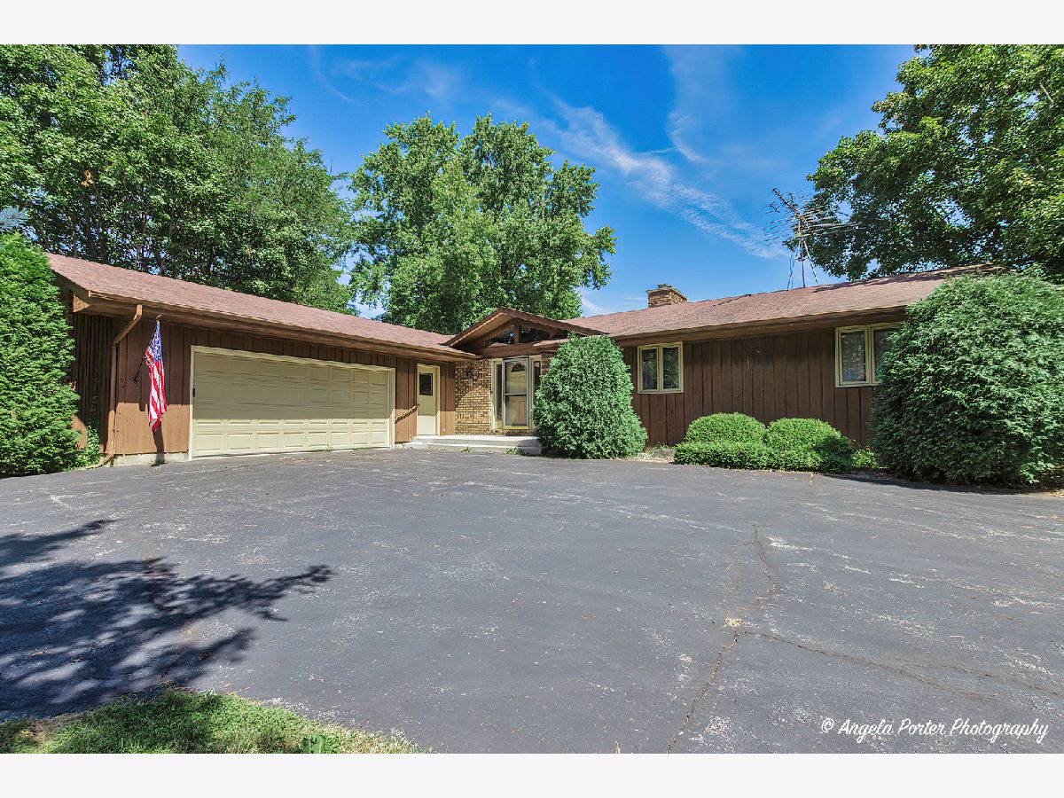 Homes Sold Shannonwood Woodstock Illinois, 112 Shannon