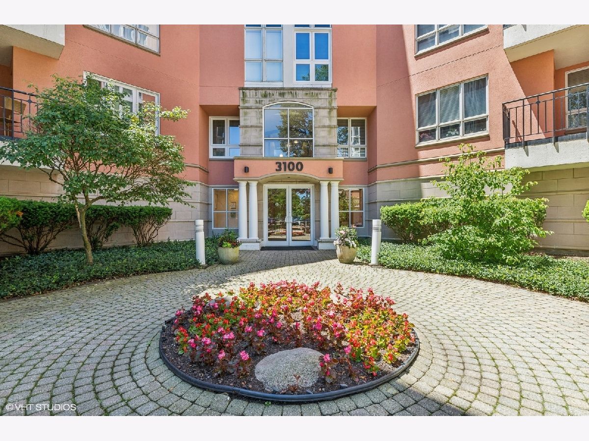 Townhomes & Condos Sold Princeton Club Glenview Illinois, 3100 Lexington