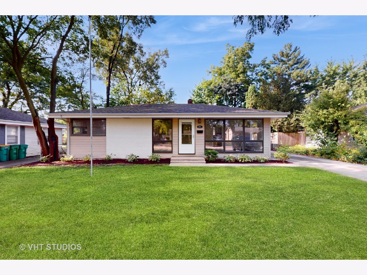 Homes Sold Highland Estates Grayslake Illinois, 241 Highland