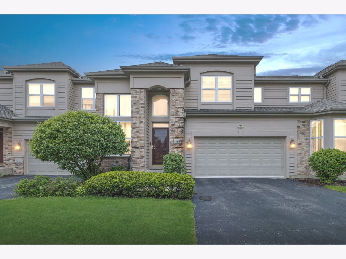 Condos & Townhomes & Homes Sold Sanders Prairie Northbrook Illinois, 750 Sarah