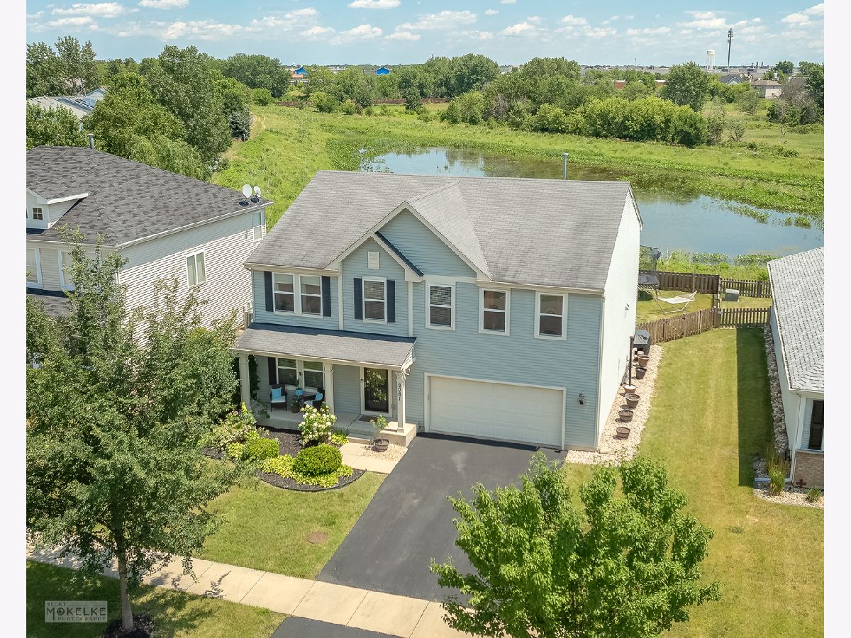 Homes Sold Orchard Prairie North Montgomery Illinois, 2081 William