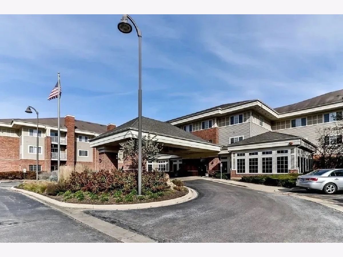 Condominiums Sold The Greens Of Elgin Elgin Illinois, 801 Mclean