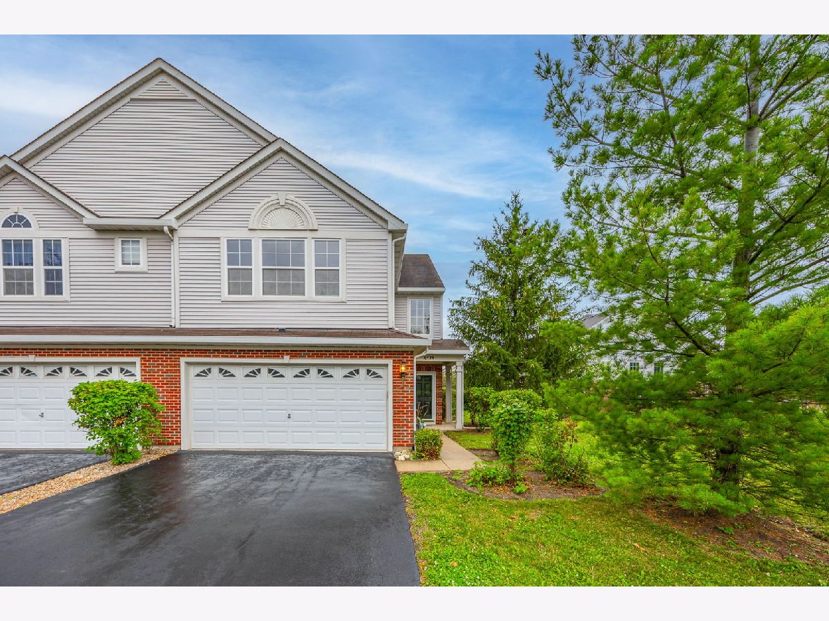 Homes & Townhomes Sold Windsor Ridge Joliet Illinois, 8528 Foxborough