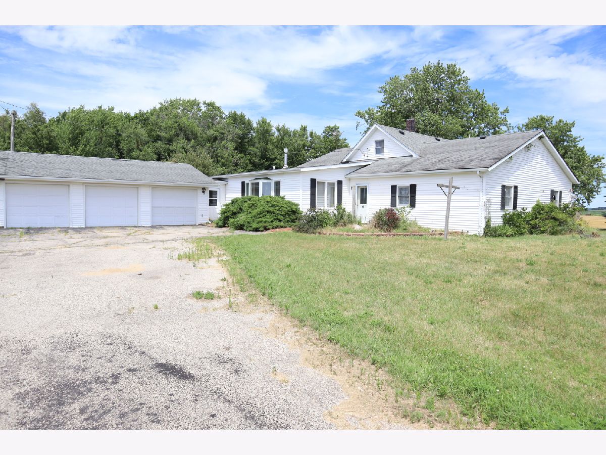  Sold Sheffield Illinois, 21003 550 East