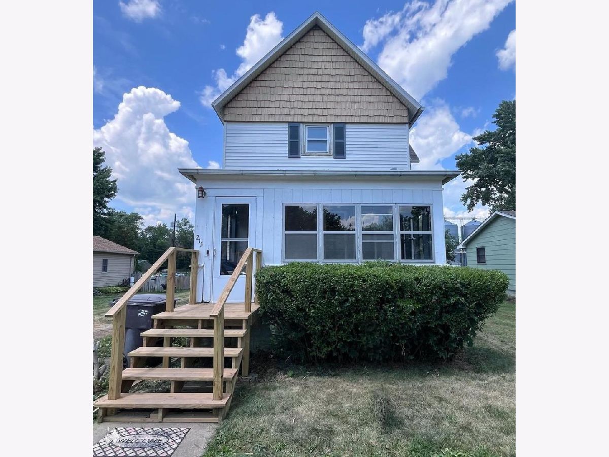  Sold Piper City Illinois, 215 Market