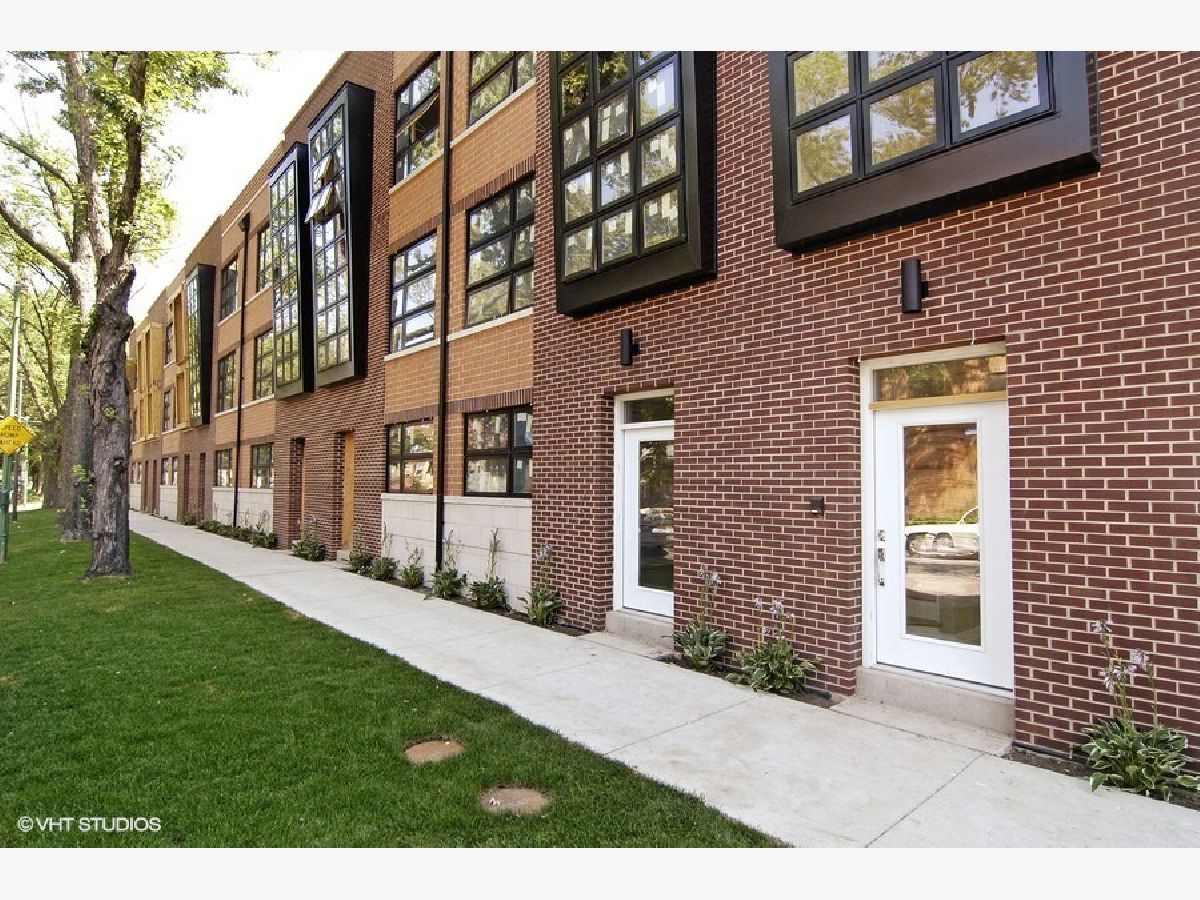 Subdivision Rented 9north Townhomes Chicago Illinois, 7209 Oakley