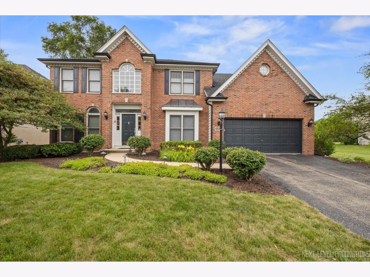 Homes & Townhomes Rented Oakhurst Aurora Illinois, 882 Clarendon