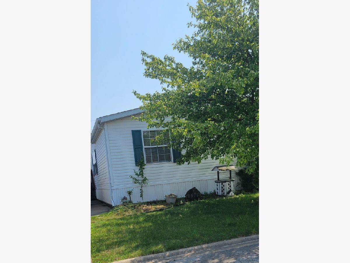Subdivision Sold Golf Vista Monee Illinois, 25741 Firestone