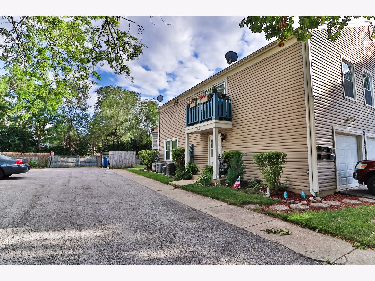 Townhomes & Condos Sold Cambria Glendale Heights Illinois, 535 Darlene