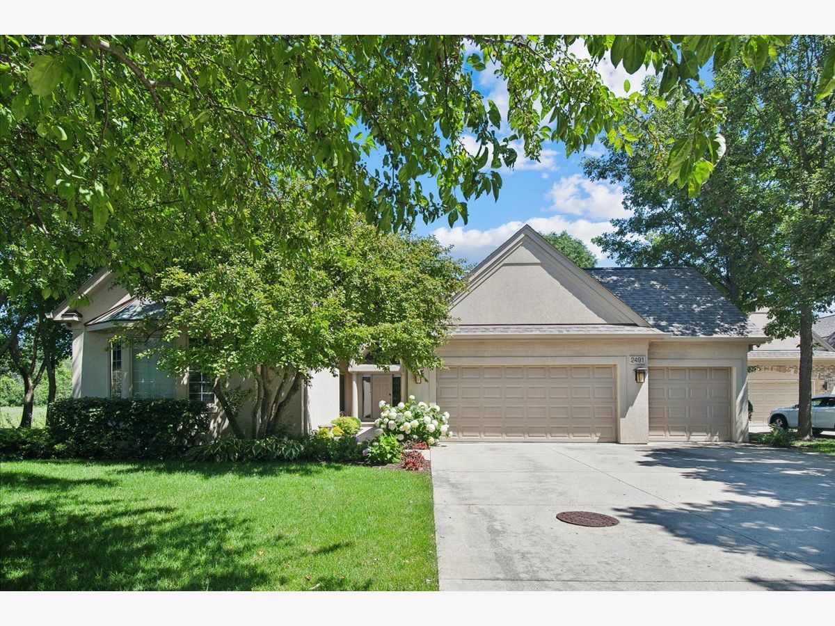 Condominiums & Homes Sold Legacy Club Highland Park Illinois, 2491 Augusta