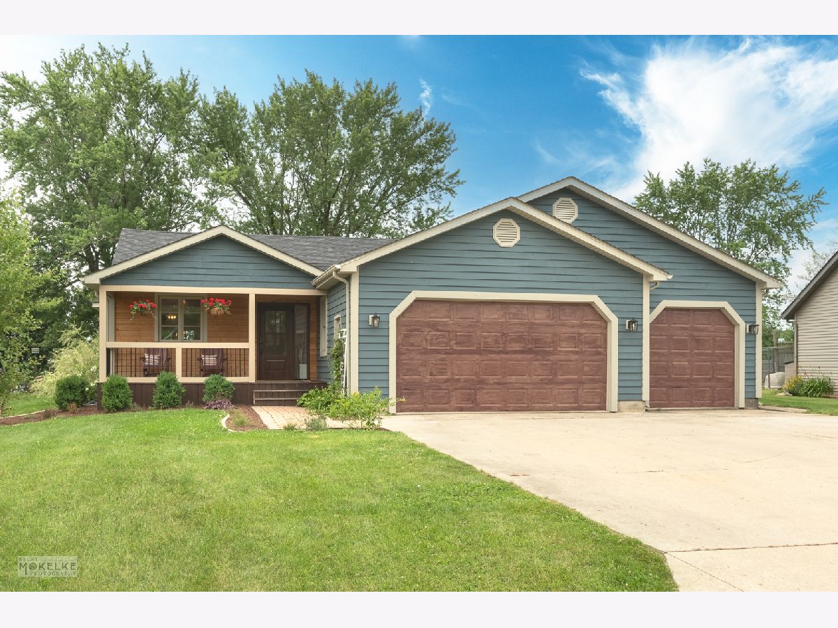 Homes Sold Lake Holiday Sandwich Illinois, 943 Suzy