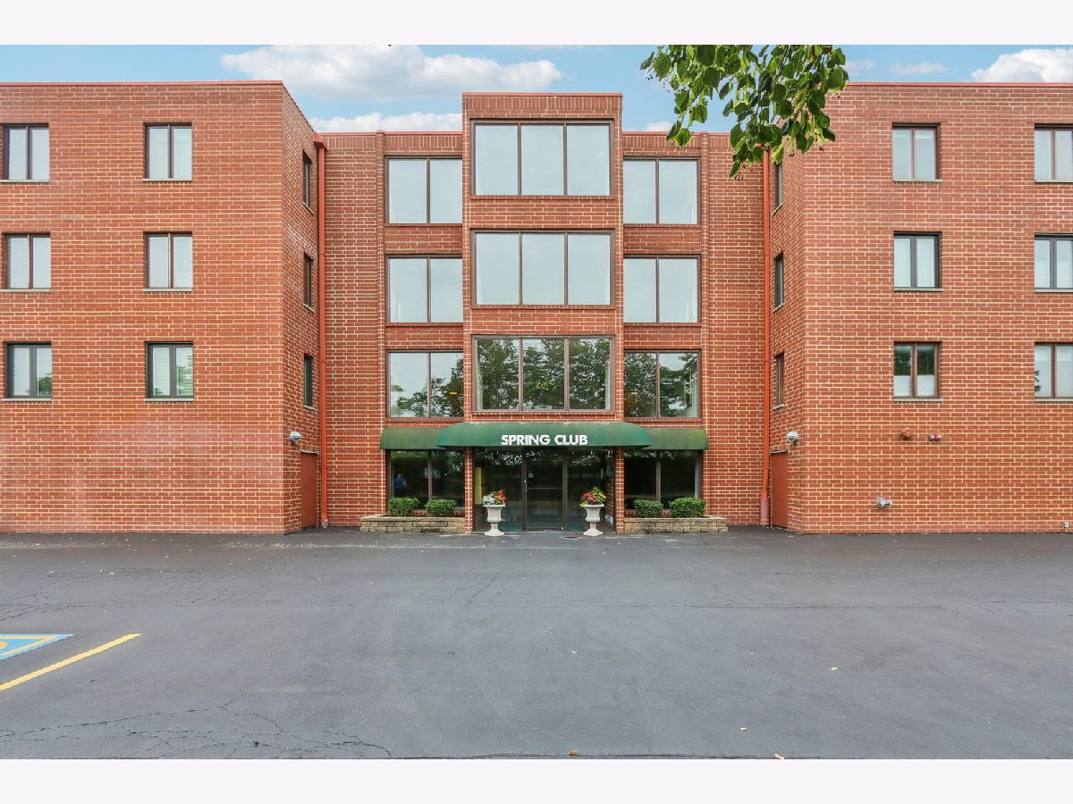 Sold Oakbrook Terrace Illinois, 1S045 Spring