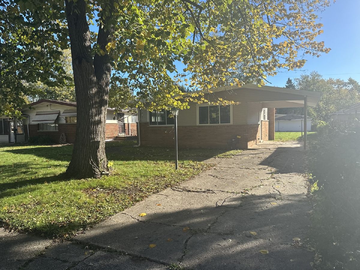  Rented Harvey Illinois, 14451 Sangamon