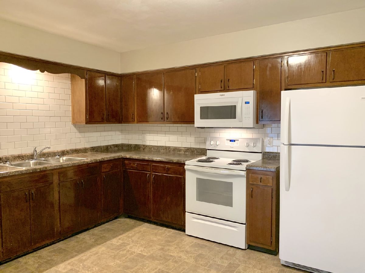  Rented Rockford Illinois, 186 Flintridge
