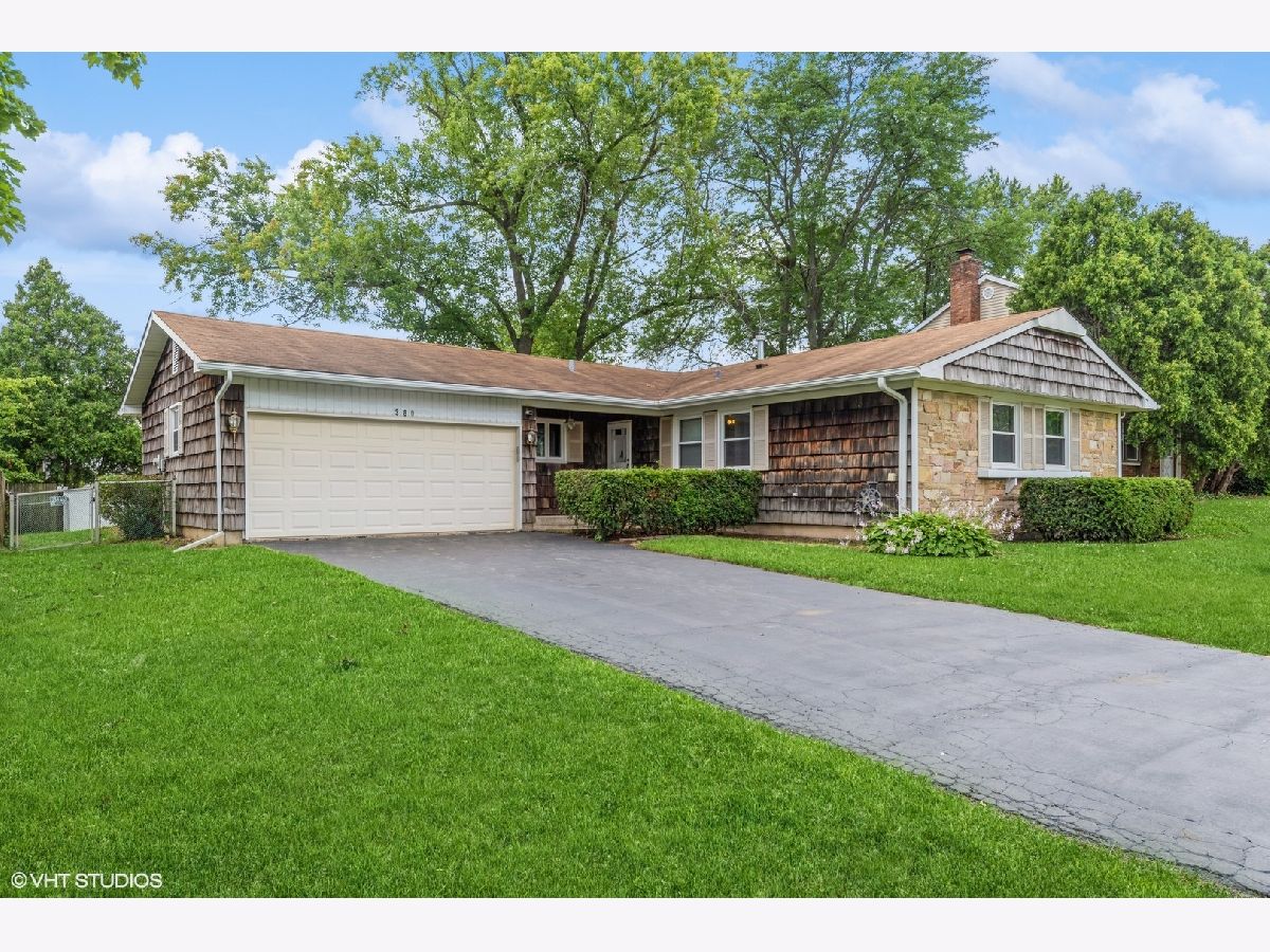 Homes Rented Strathmore Buffalo Grove Illinois, 380 Checker