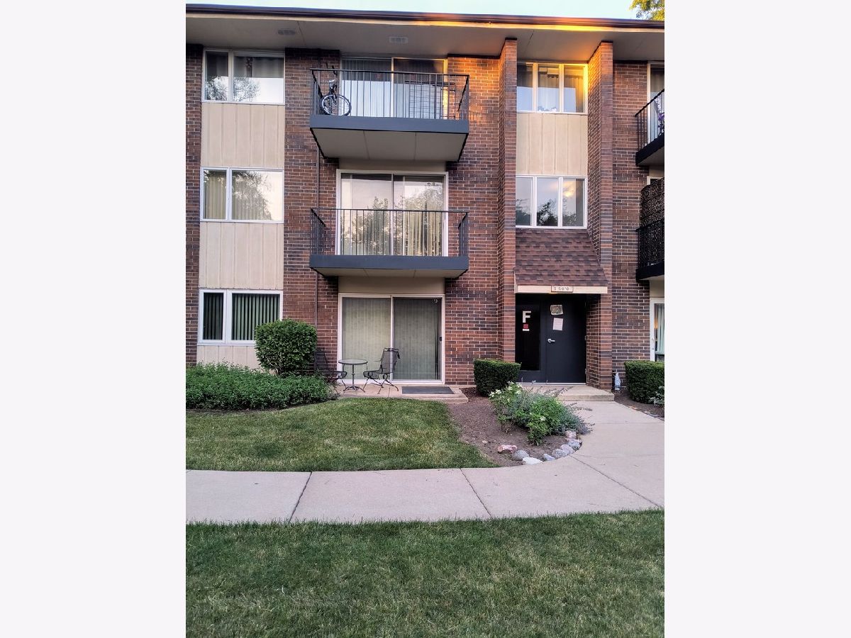 Condos & Townhomes Rented Pebblewood Naperville Illinois, 5S070 Pebblewood