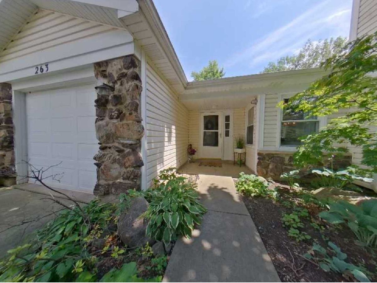 Townhomes Sold Westwind Bloomingdale Illinois, 263 Sutton