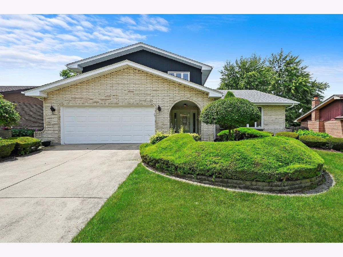 Homes Sold Derby Hills Homer Glen Illinois, 14544 Palomino