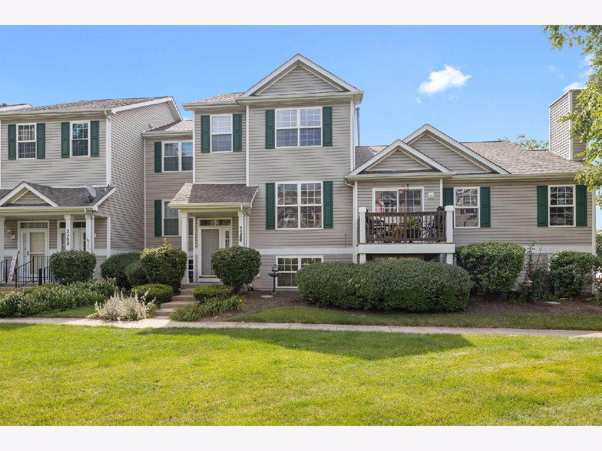 Homes & Townhomes Sold Wexford Joliet Illinois, 2280 Graystone