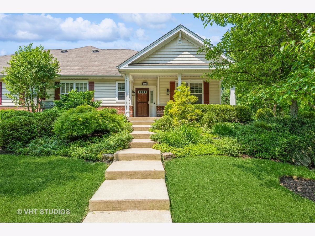 Townhomes Sold Traditions At Glen Flora Waukegan Illinois, 2534 Burnside