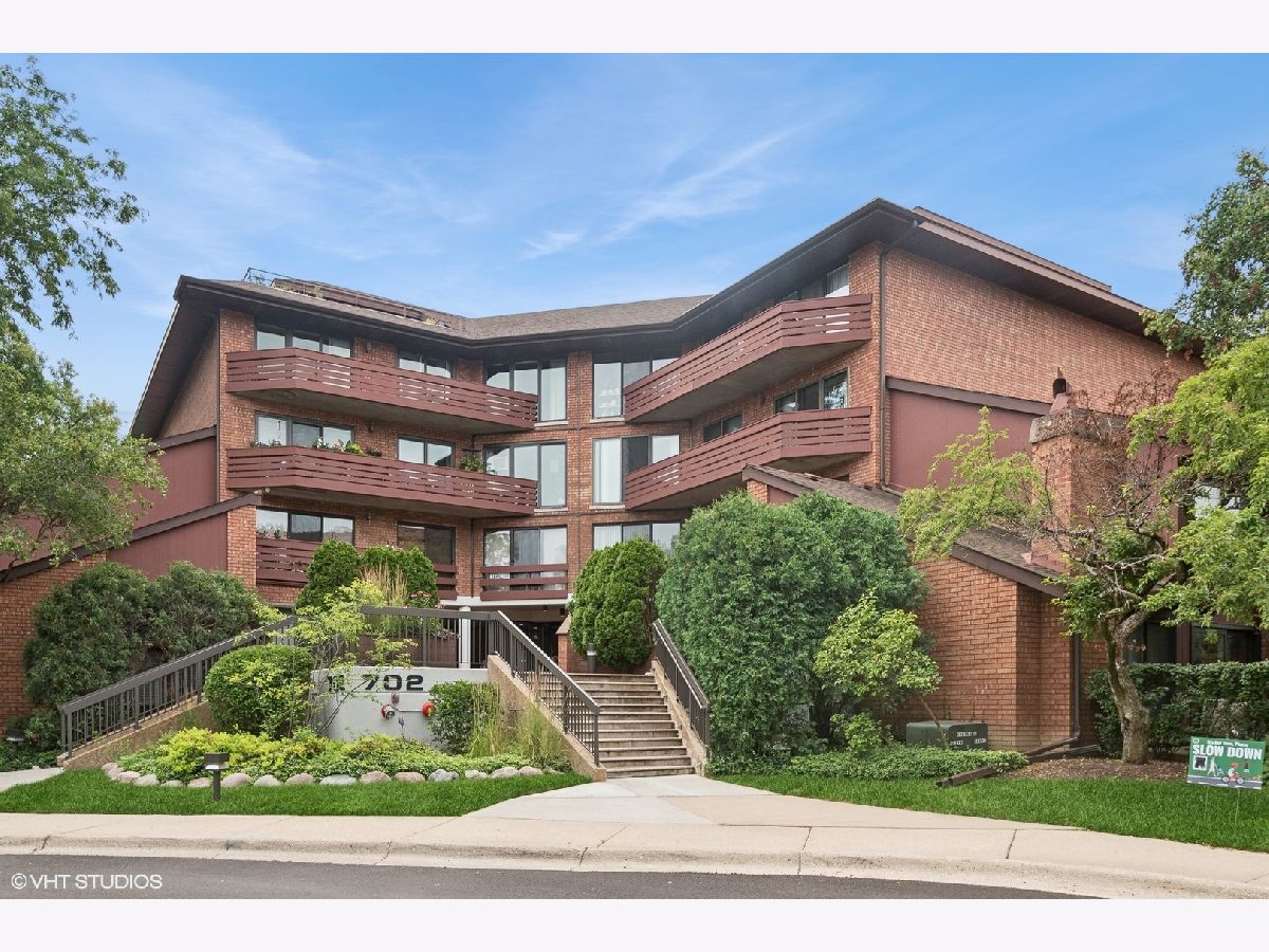 Condos & Townhomes Sold Orchard Glen Glenview Illinois, 702 Waukegan
