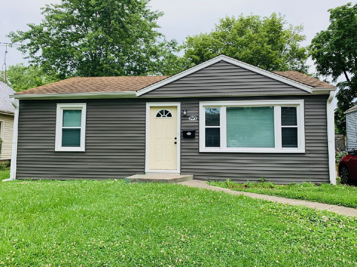 Homes Sold Douglas Nursery Waukegan Illinois, 949 Westmoreland