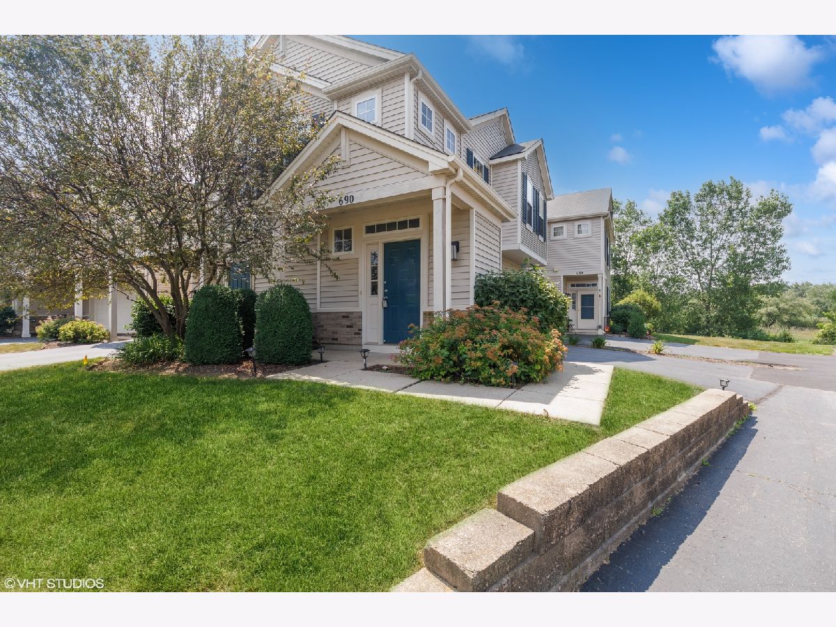 Townhomes & Condos Sold The Glen At Lakemoor Farms Lakemoor Illinois, 690 Arbor