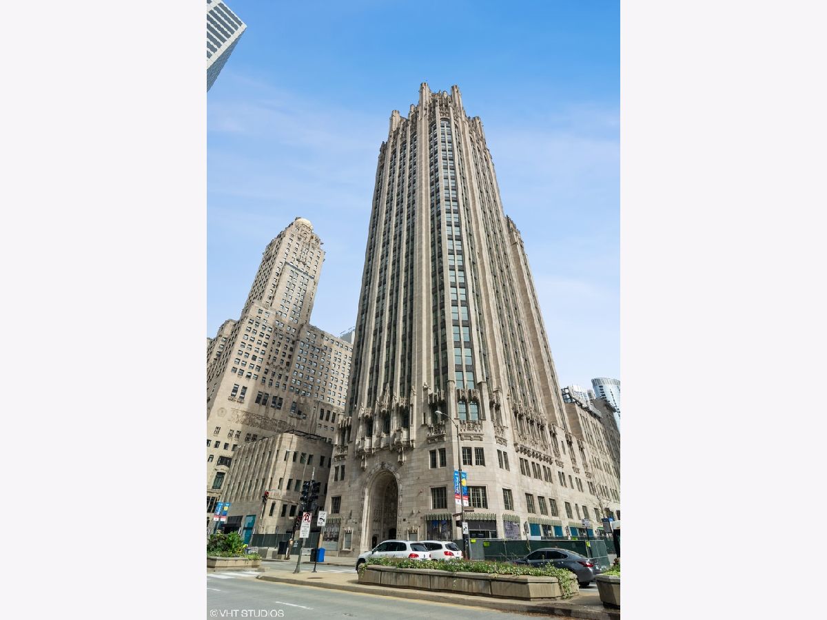 Condos & Townhomes Rented Tribune Tower Residences Chicago Illinois, 435 Michigan