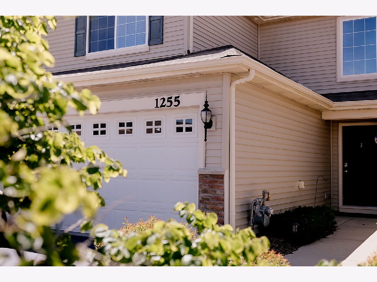 Townhomes & Condos & Homes Sold Torino At Tuscany Woods Hampshire Illinois, 1255 Da Vinci