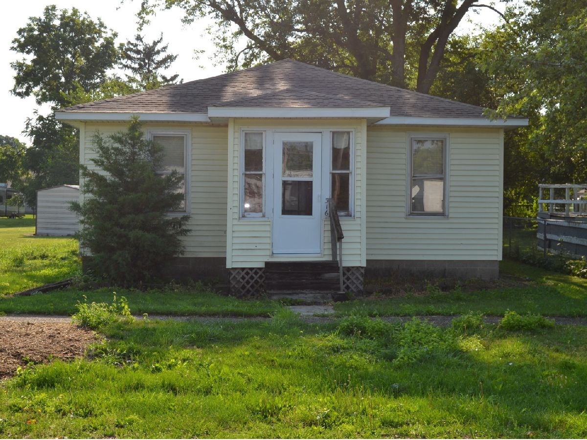  Sold Maroa Illinois, 316 Oak