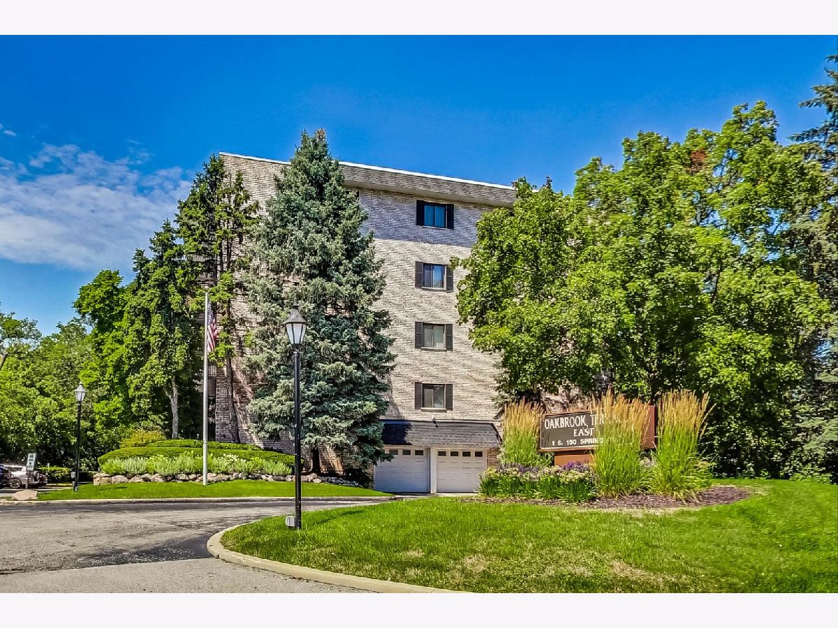  Sold Oakbrook Terrace Illinois, 1S150 Spring