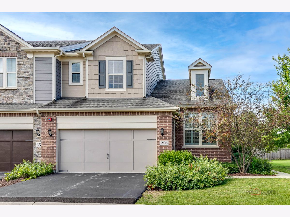 Condos & Townhomes Sold Camberley Club Lincolnshire Illinois, 256 Belmont
