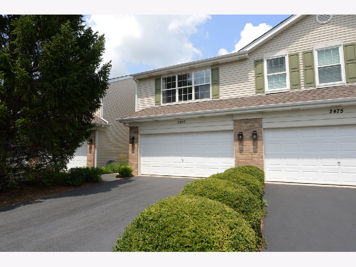 Townhomes & Condos Sold Park Avenue Aurora Illinois, 2477 Stoughton