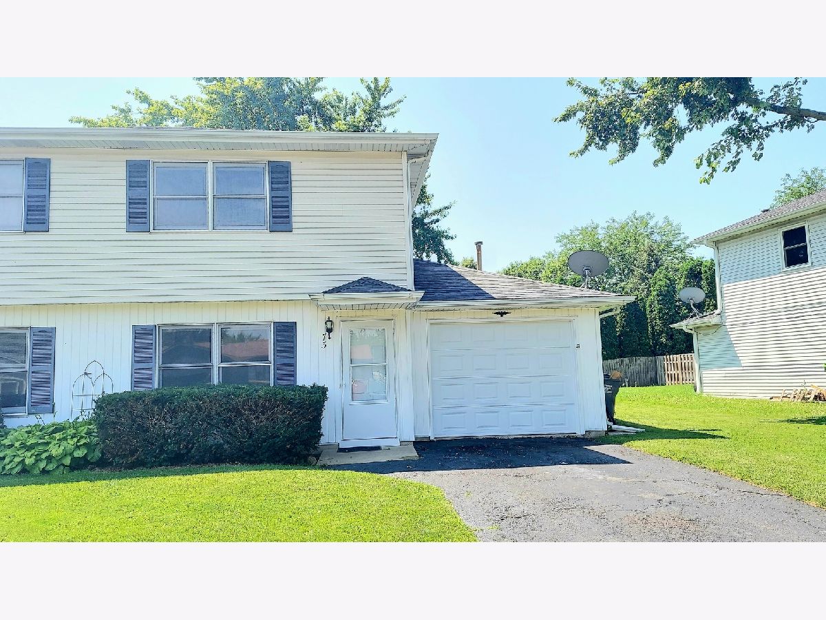  Rented Sugar Grove Illinois, 73 Joy