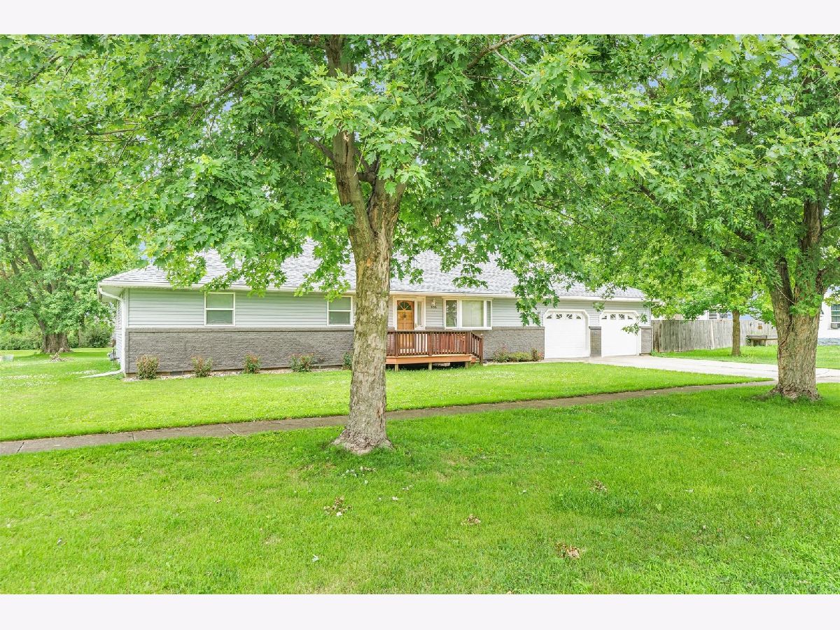  Sold Anchor Illinois, 308 2nd