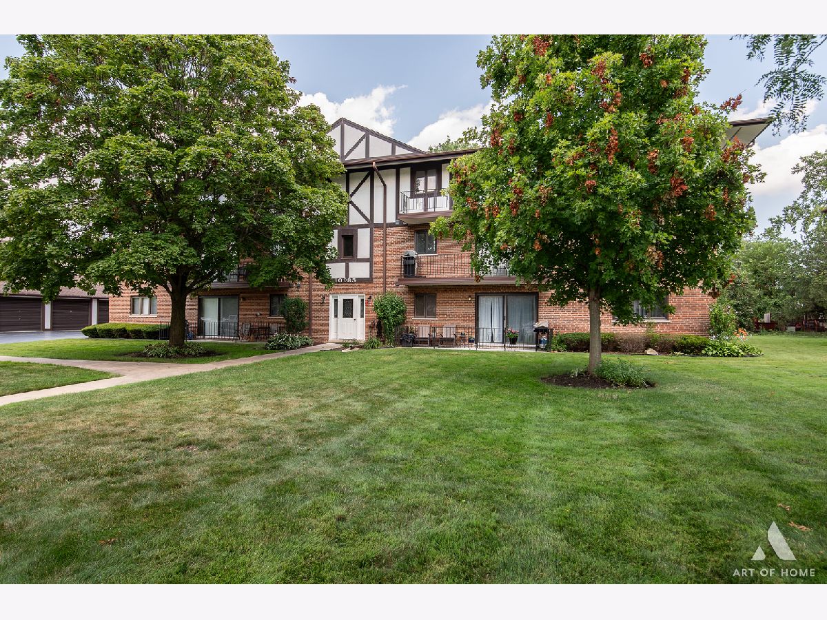 Condominiums Sold Hidden Valley Palos Hills Illinois, 10985 84th