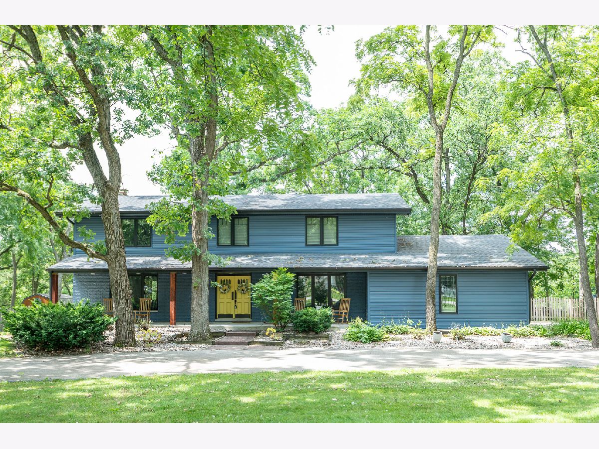 Homes Sold Camelot Shorewood Illinois, 22220 Eastcliff